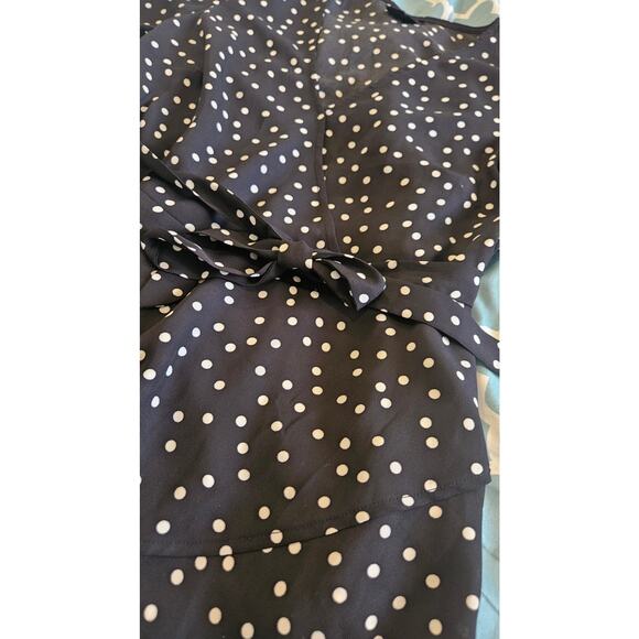 Bobeau Size Small Semi Sheer Polka Dot Short Sleeve Tie Front Shirt - Picture 2 of 11